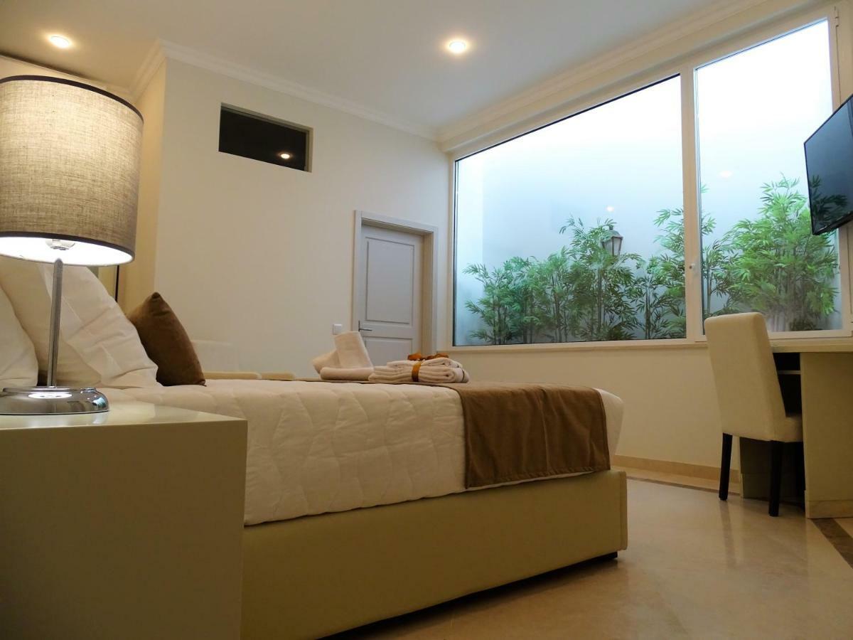 Bowen, Luxury Suites Lagos Exterior foto